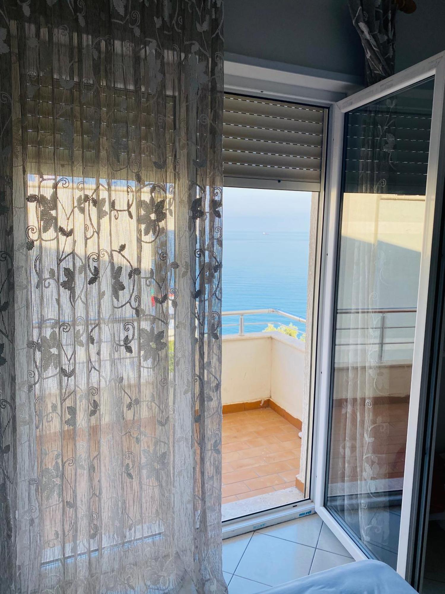 Edan Apartments Vlorë Eksteriør billede